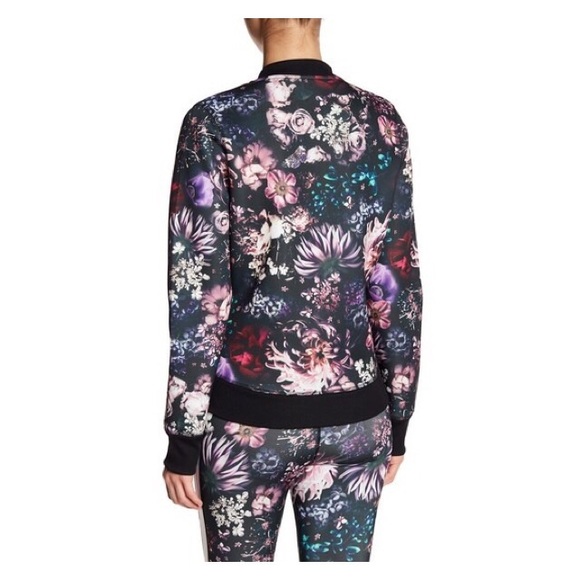 NWT Size 3X bebe Floral Scuba Bomber Jacket - Picture 2 of 3